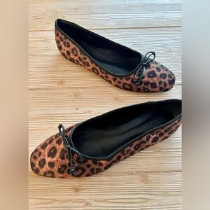 Schutz Leopard Ballet Flats – Size 11B
